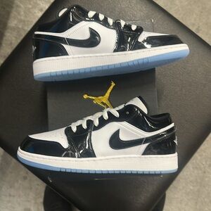 Jordan 1 Low SE (GS)